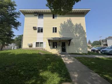 Main picture of 395 5th Ave S