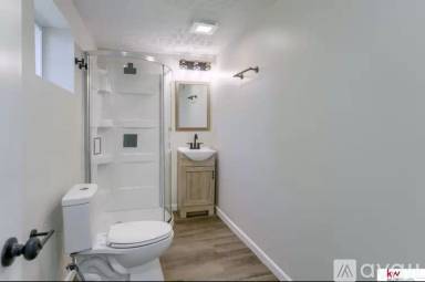 Main picture of 3304 Redick Ave