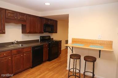 Main picture of 30 Carroll View Ave
