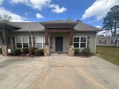 Main picture of 208 Ethel Dr