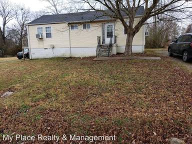 Main picture of 42 Chestnut Dr