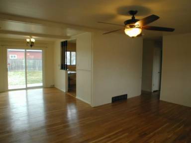 Main picture of 1000 Hoy Rd