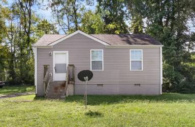 Main picture of 26 Maple St