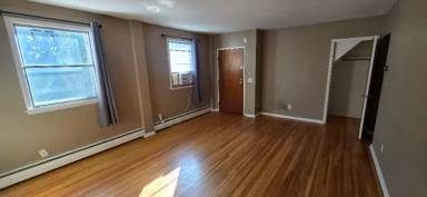 Main picture of 301 2nd St