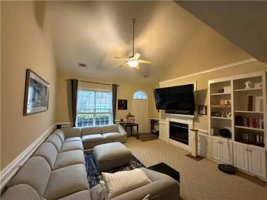 Main picture of 517 Laniers Way