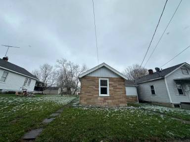 Main picture of 830 Willow Ave