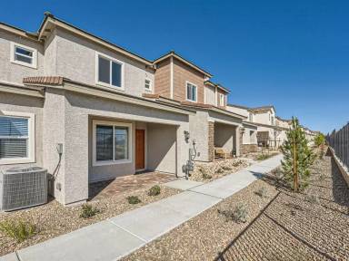 Main picture of 6144 Rathbone St