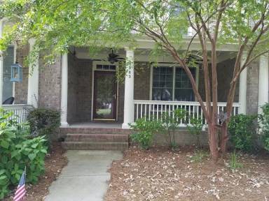 Main picture of 1077 Market St