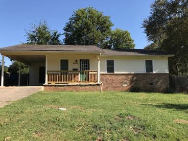 Main picture of 3418 W 7th St