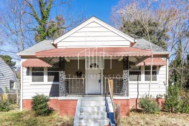 Main picture of 609 E Twenty-Fifth St