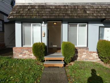 Main picture of 816 S C St