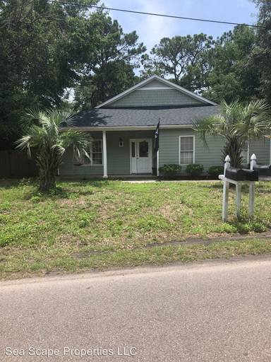 Main picture of 525 Spencer Farlow Dr