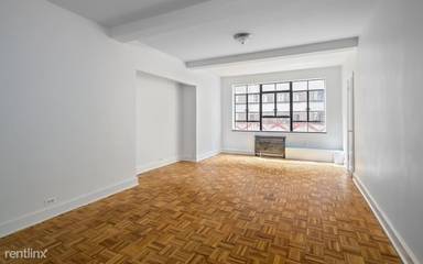 Main picture of 302 W 43rd St