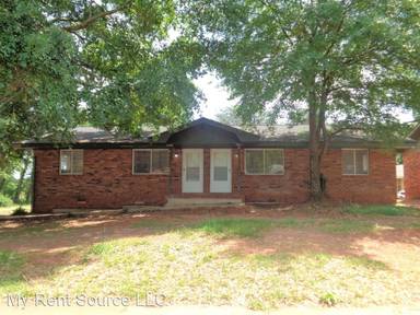 Main picture of 3037 North St