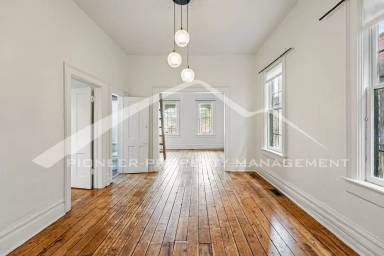 Main picture of 3415 Arapahoe St