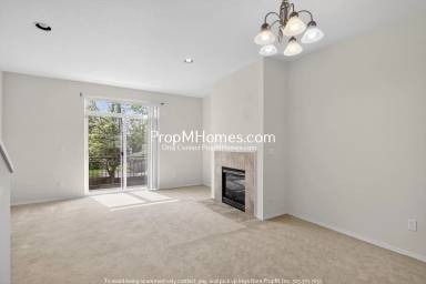 Main picture of 17042 SW Berkeley Ln