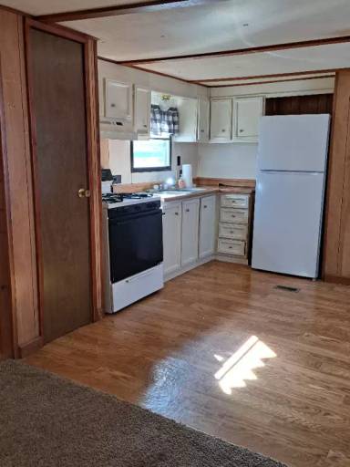 Main picture of 226 SW 13