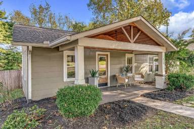Main picture of 413 Lockland Dr