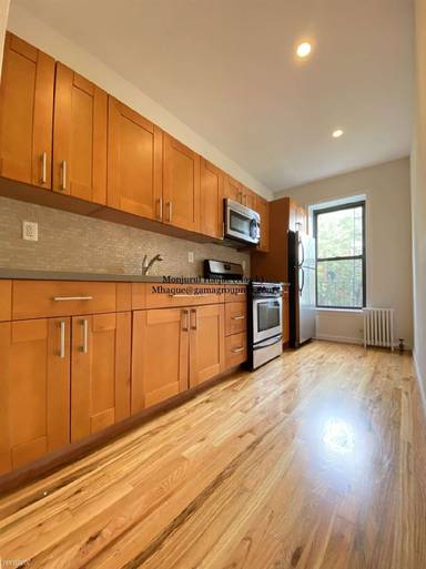 Main picture of 319 58th St