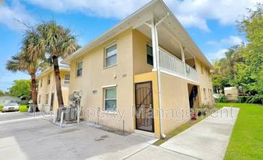 Main picture of 207 7th St S