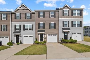 Main picture of 102 Sproles Ln