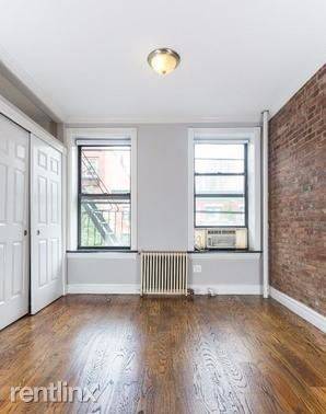 Main picture of 382 E 10th St