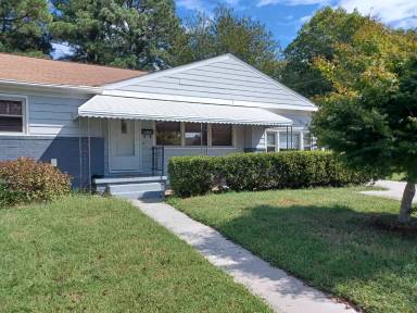 Main picture of 8074 Driftwood Dr