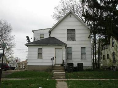 Main picture of 623 W 9th St