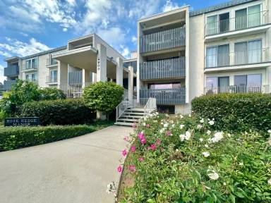 Main picture of 4900 Rosehedge Dr