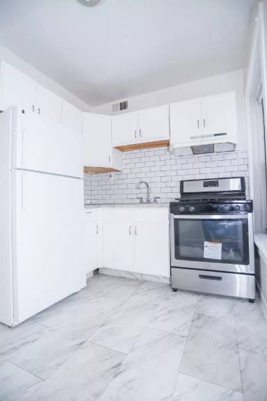 Main picture of 2623 N Spaulding Ave