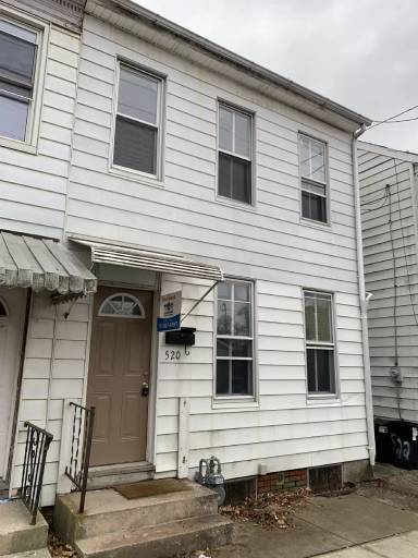 Main picture of 502 Smith St
