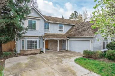 Main picture of 2052 Roberts Ave
