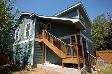 Main picture of 5402 Martin Ave