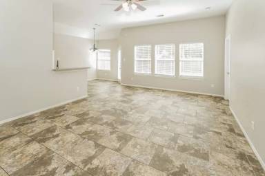 Main picture of 11927 Belle Ct