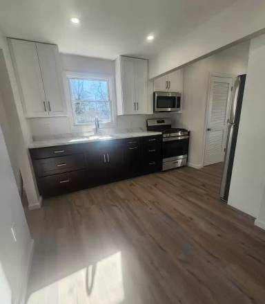 Main picture of 551 Kingfisher Cir