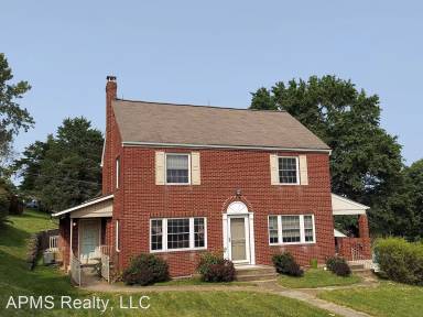 Main picture of 1270 W Dogwood Dr
