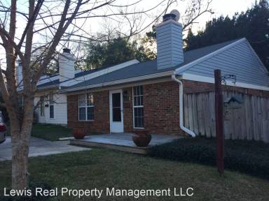 Main picture of 128 Satsuma St