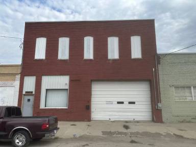 Main picture of 1925 4th St