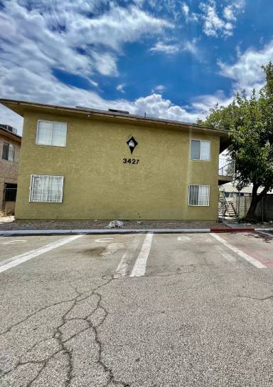 Main picture of 3427 E Cheyenne Ave