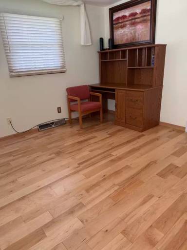 Main picture of 1203 Oak St
