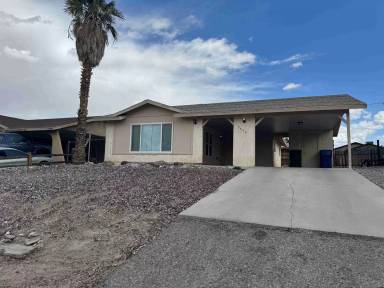 Main picture of 3630 Gem St