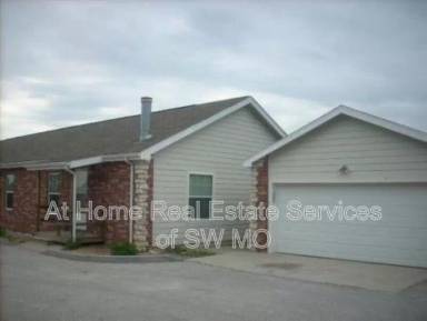Main picture of 501 W Warren Ave