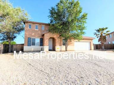 Main picture of 15529 Bow String St