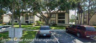 Main picture of 327 Woodlake Wynde