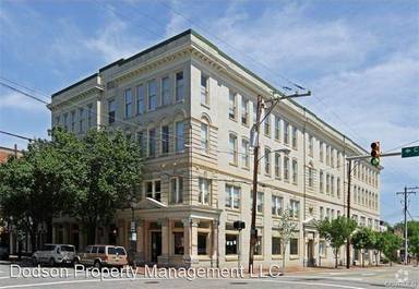 Main picture of 212 E Clay St