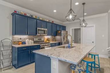 Main picture of 754 Crozier Dr