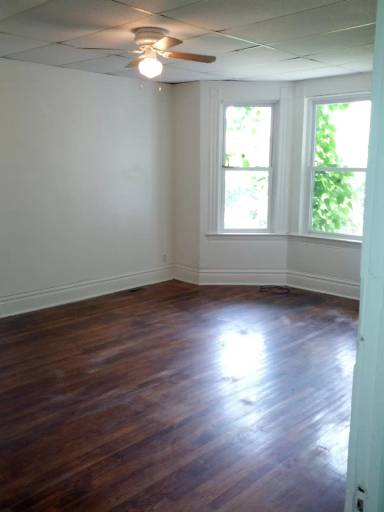 Main picture of 3133 Landis St