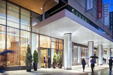 Main picture of 454 W 41st St