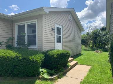 Main picture of 319 E State St