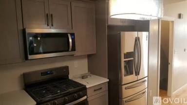 Main picture of 1423 N Hollywood St